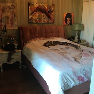 Brand New Elvis Duvet Cover. Full/Queen.